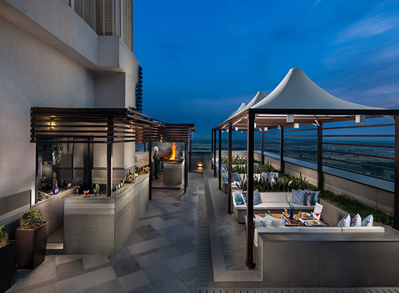 best places to eat in Noida